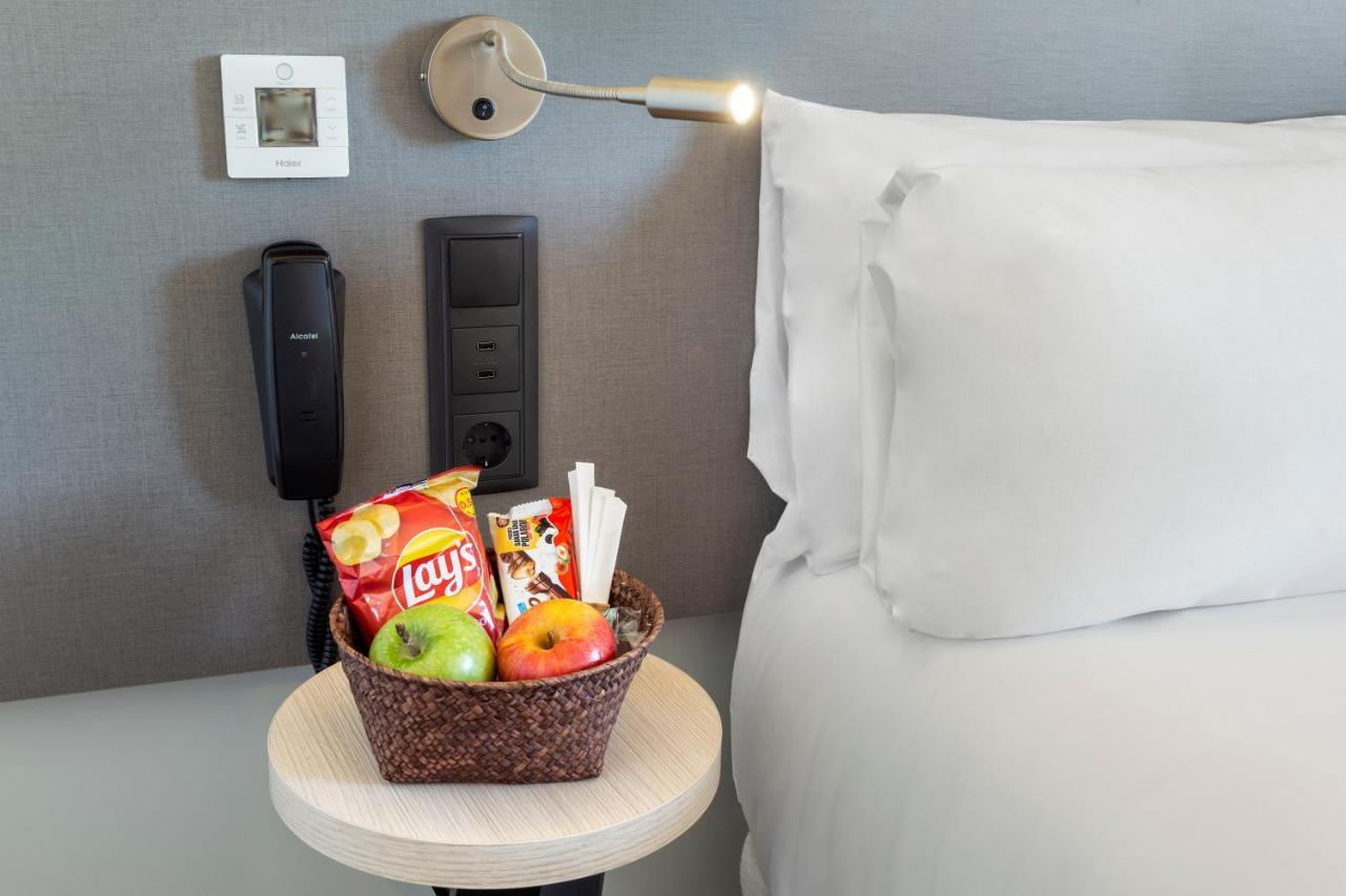 บีแอนด์บี โฮเต็ล มาดริด ฟูเอนลาบราดา Hotel ภายนอก รูปภาพ