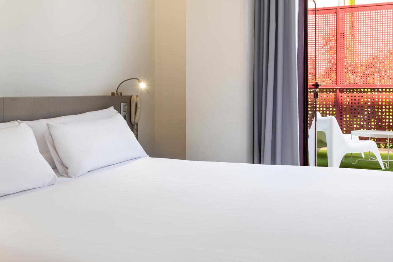 บีแอนด์บี โฮเต็ล มาดริด ฟูเอนลาบราดา Hotel ภายนอก รูปภาพ