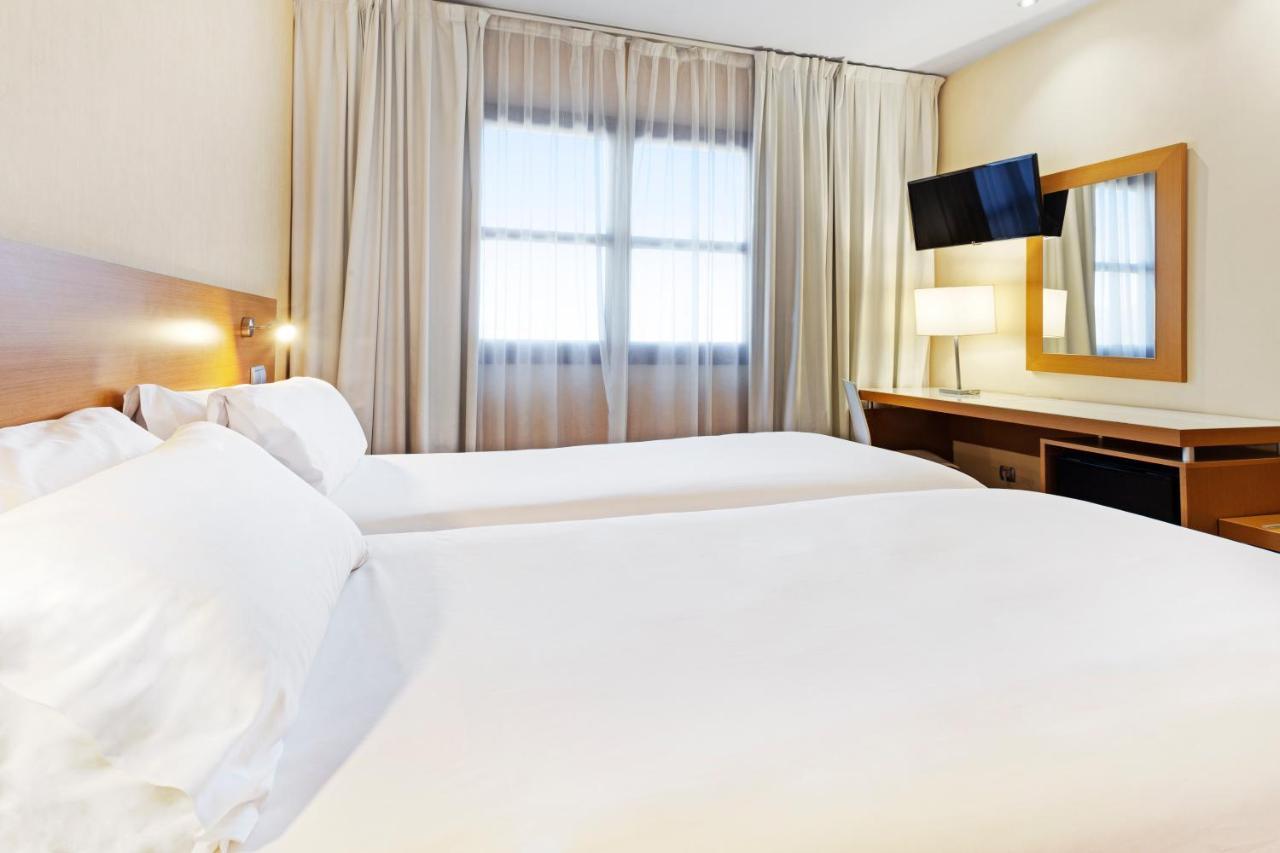 บีแอนด์บี โฮเต็ล มาดริด ฟูเอนลาบราดา Hotel ภายนอก รูปภาพ